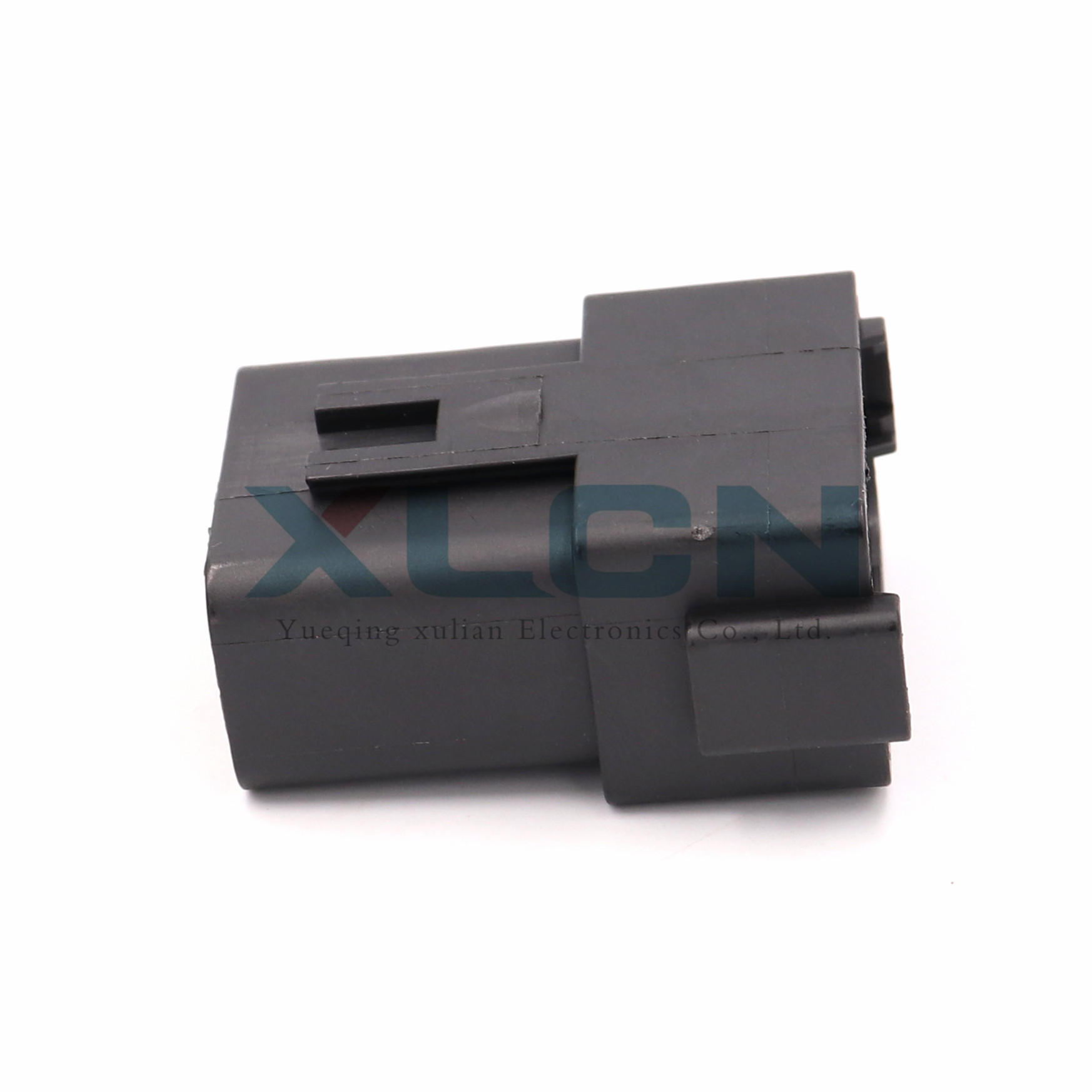 DT04-12PA-E004