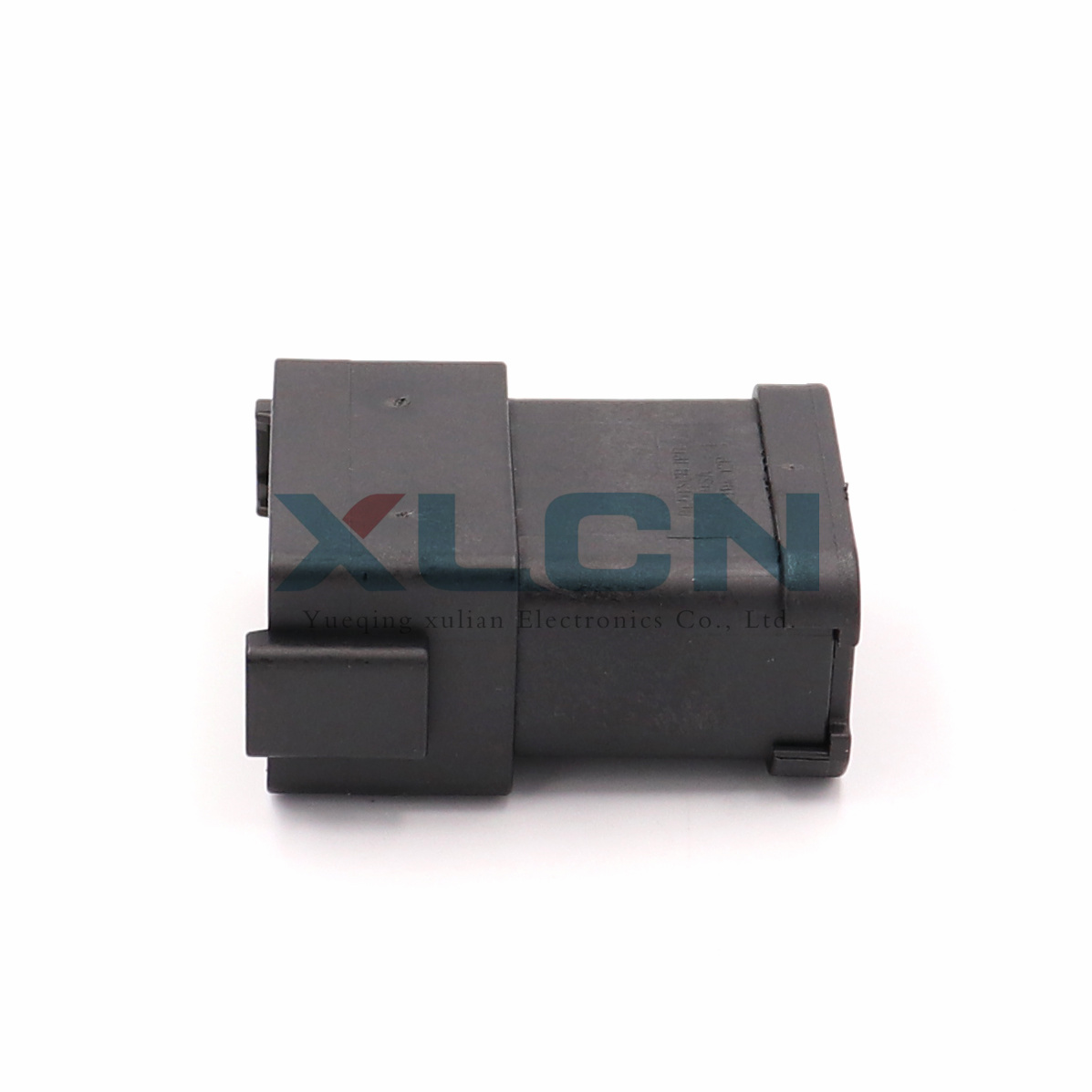  DT04-12P-E005