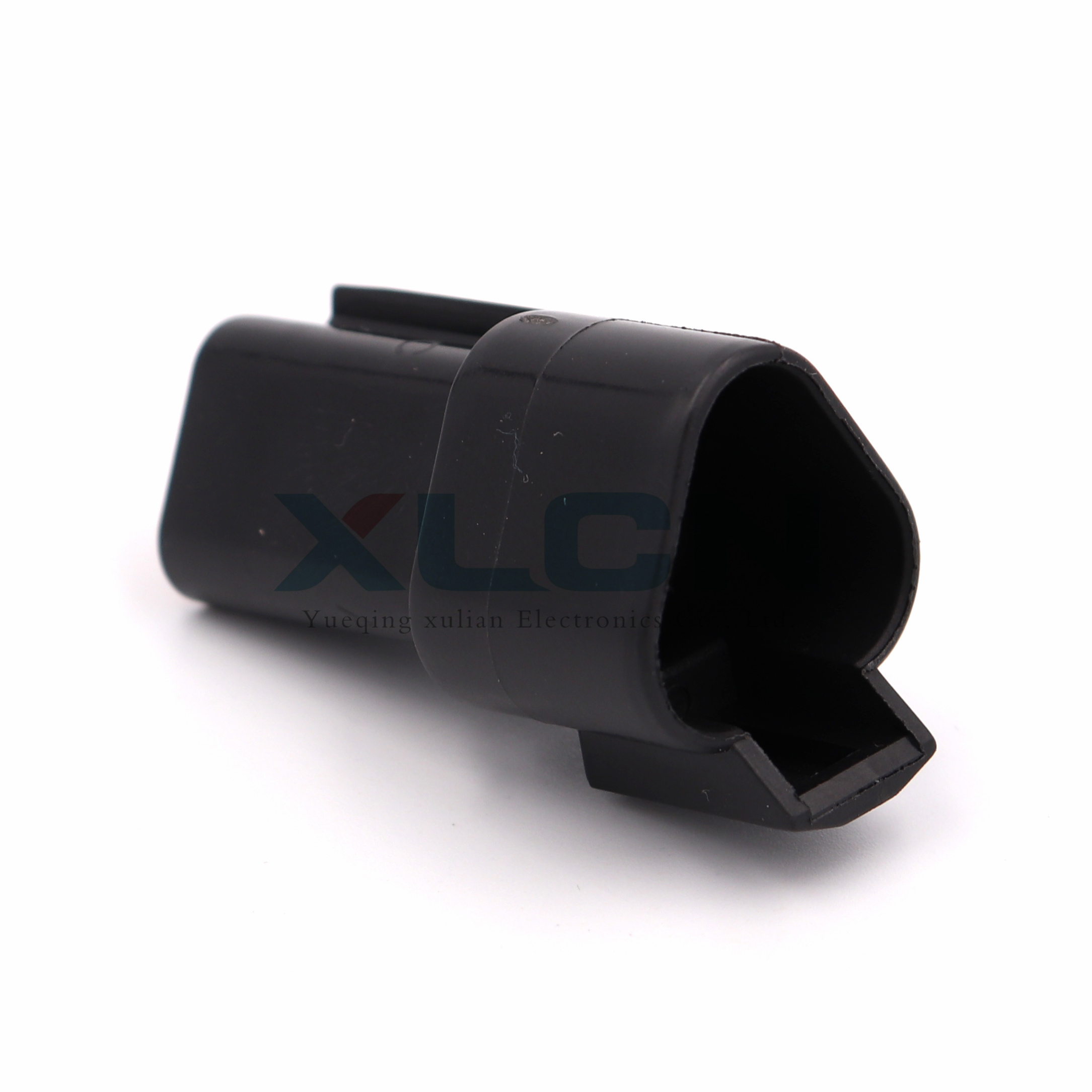 DT04-3P-E004