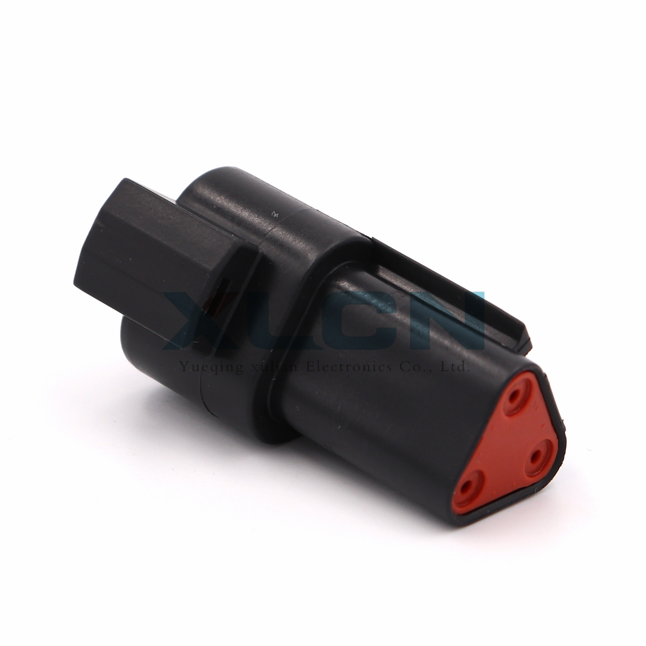 DT04-3P-E004