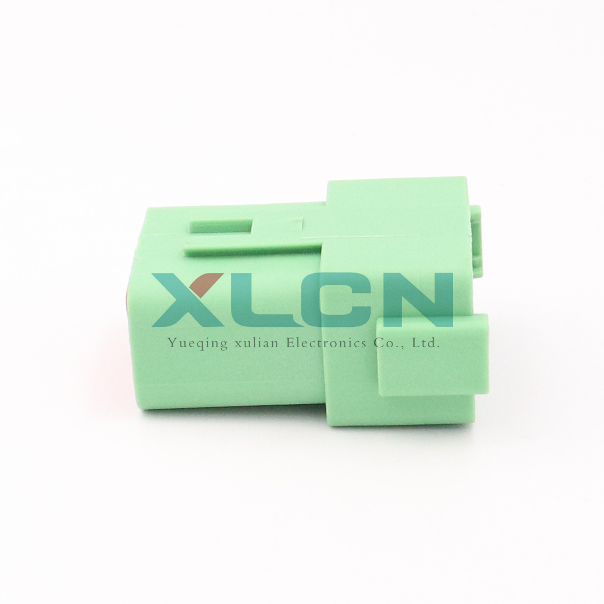 DT04-12PC-C015